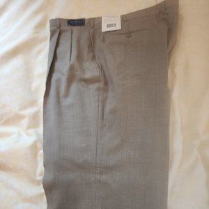 NEW Paul Frederick 40 x32 pleated wool pants, tan